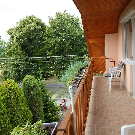 Viola House 3*
