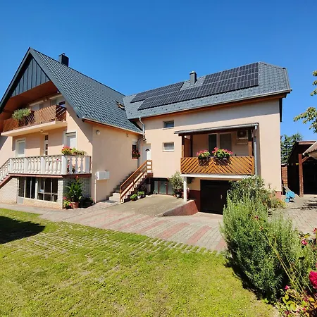 Viola House 3* Heviz